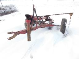 International 1300 7ft Pull Type Sickle Mower