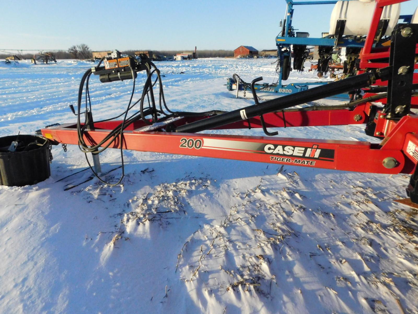 2013 Case IH Tigermate 200 32 ½ft Field Cultivator