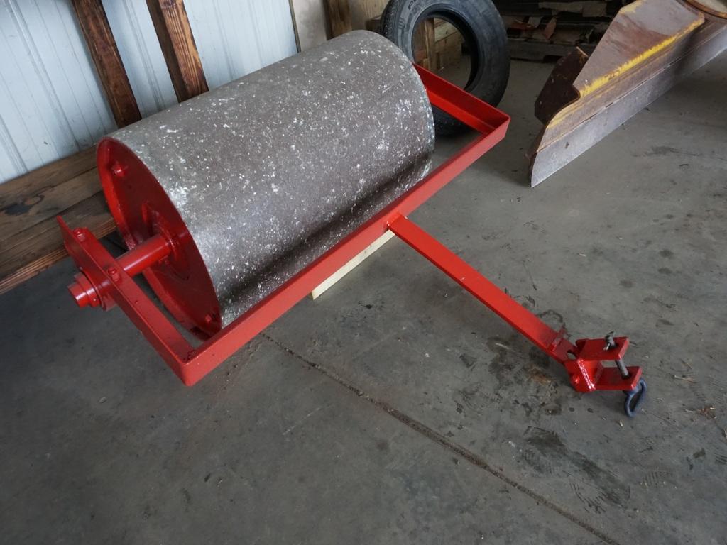 SHOP BUILT HEAVY DUTY PULL TYPE 4FT LAWN ROLLER