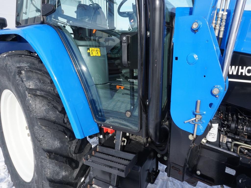 2002 NEW HOLLAND TS110 MFWD TRACTOR W/ BUSH HOG M546 QUICK ATTACH LOADER