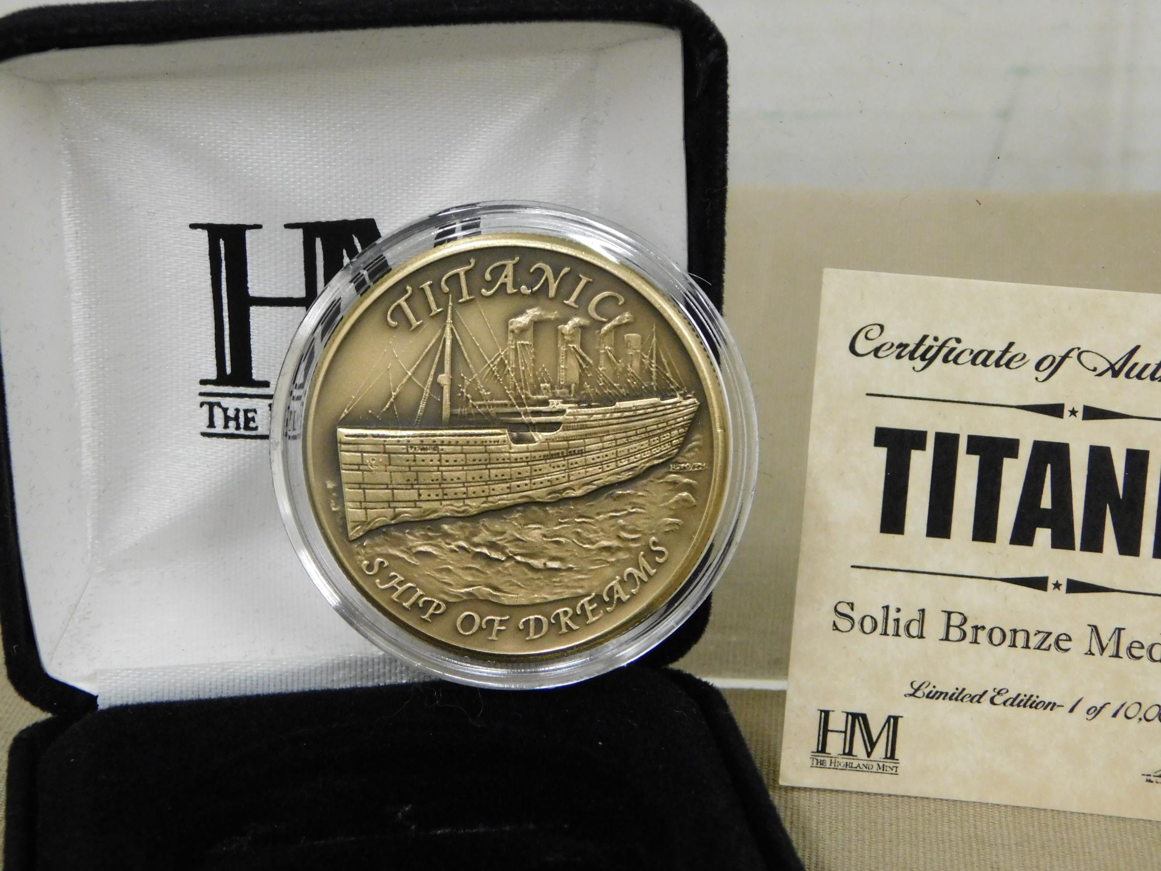 THE HIGHLAND MINT BRONZE "TITANIC" MEDALLION