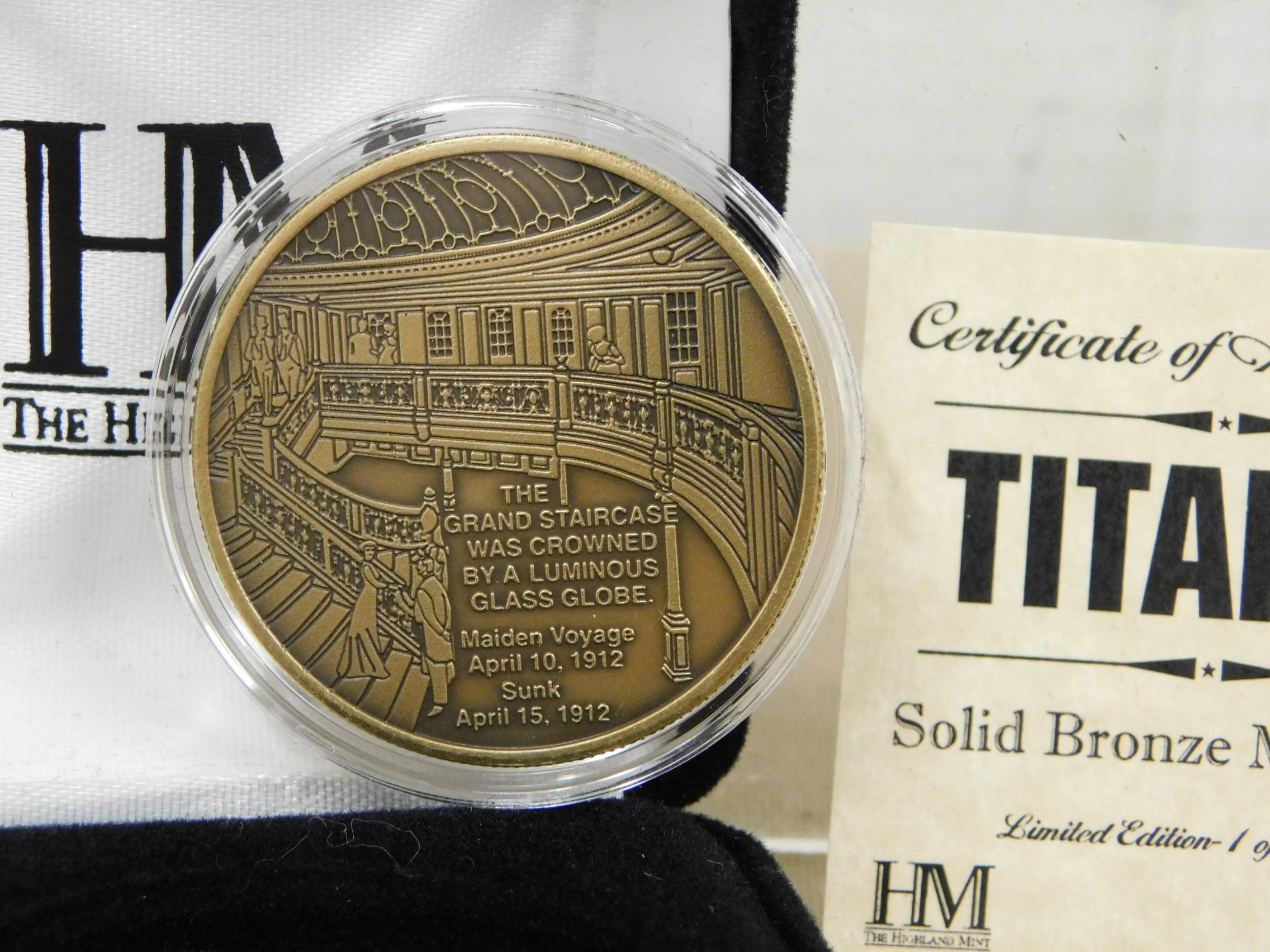 THE HIGHLAND MINT BRONZE "TITANIC" MEDALLION