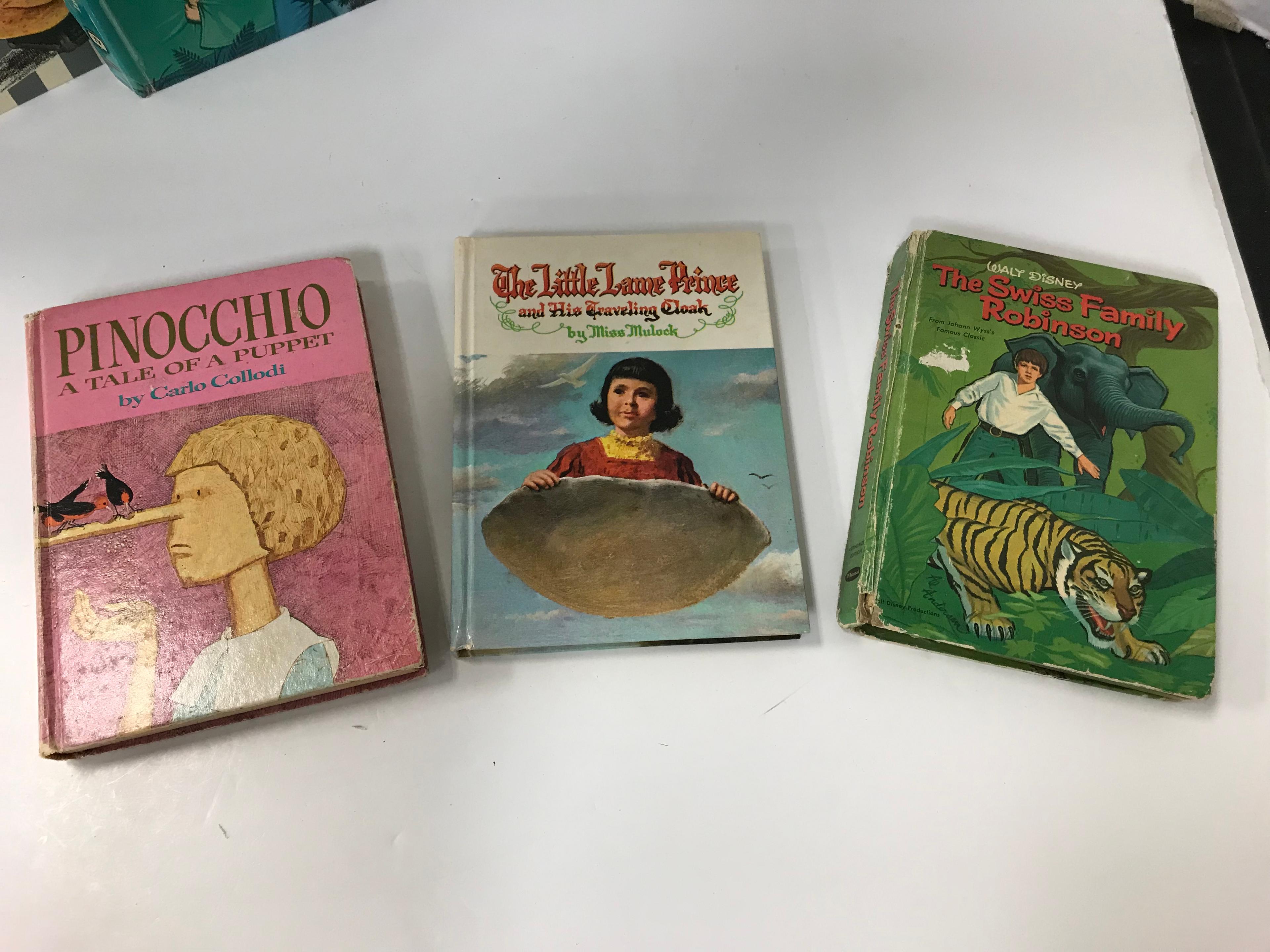 (11) ASSORTED VINTAGE CHILDREN'S BOOKS