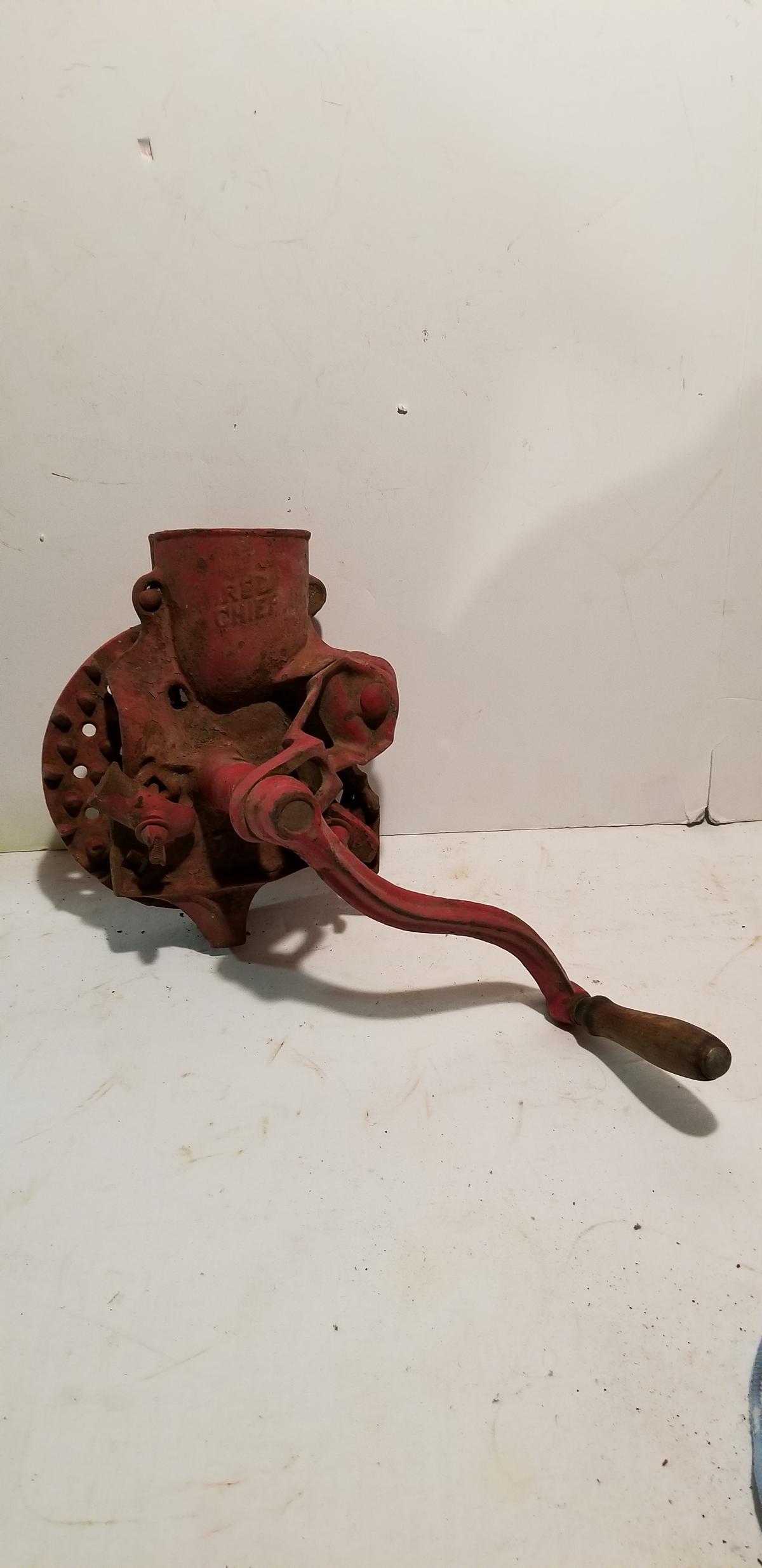 RED CHIEF TABLETOP CORN SHELLER