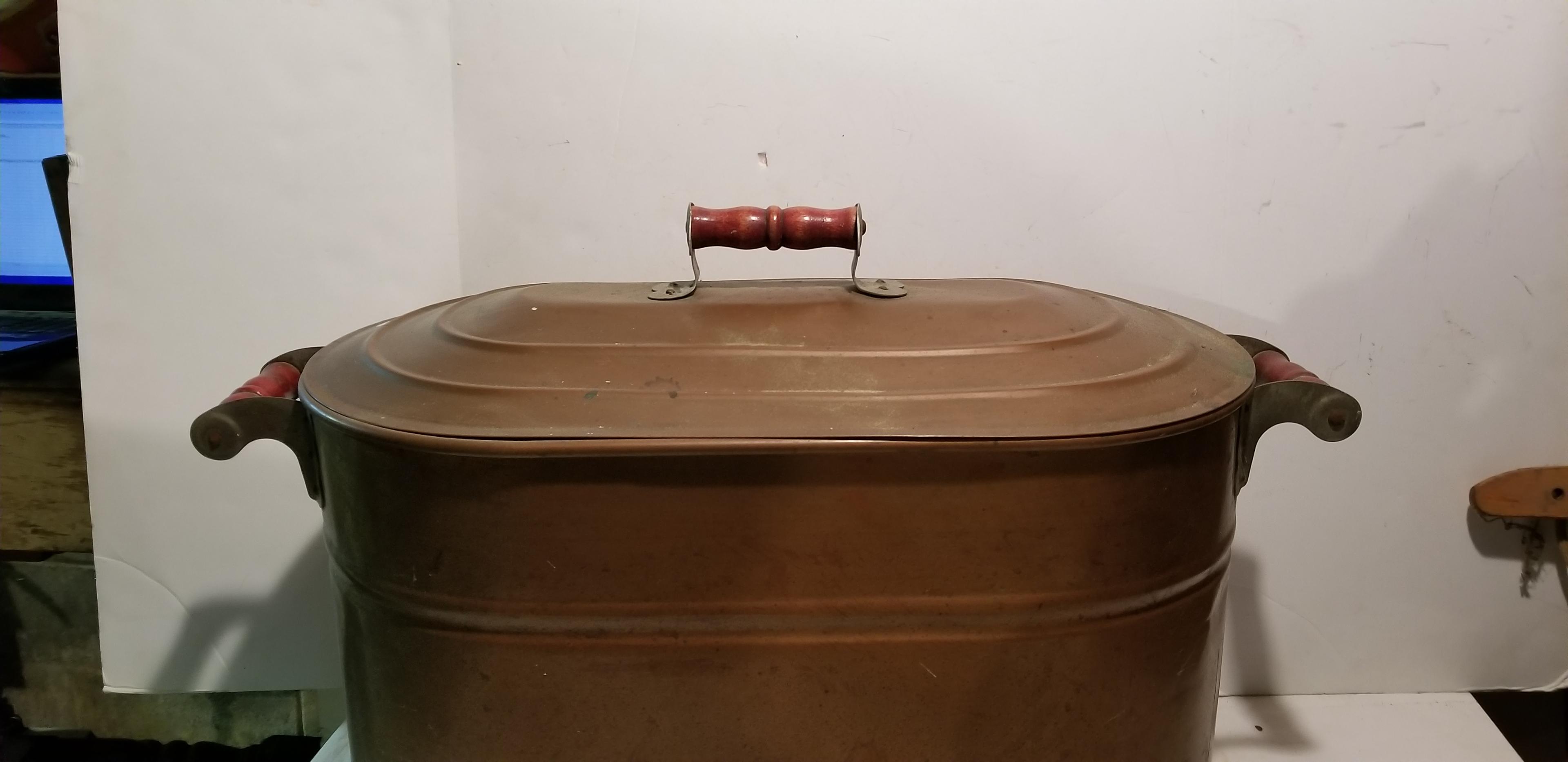 VINTAGE COPPER BOILER W/ LID