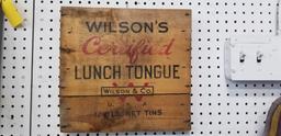 WILSON'S CERTIFIED LUNCH TONGUE WOODEN CRATE END