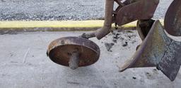 2 BOTTOM PULL TYPE TRIP PLOW ON STEEL