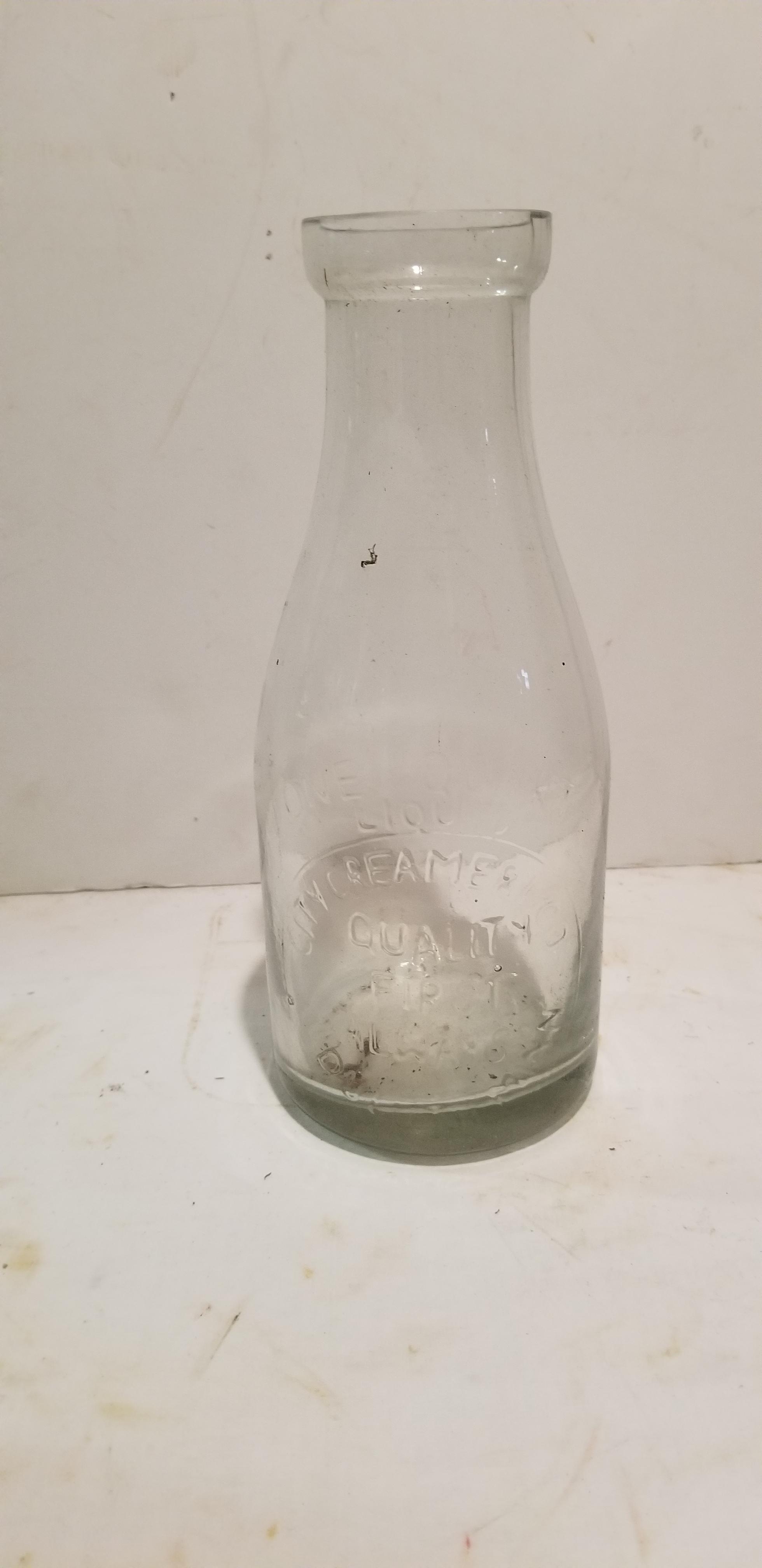 CITY CREAMERY CO. QUART MILK BOTTLE - DULUTH MINN.