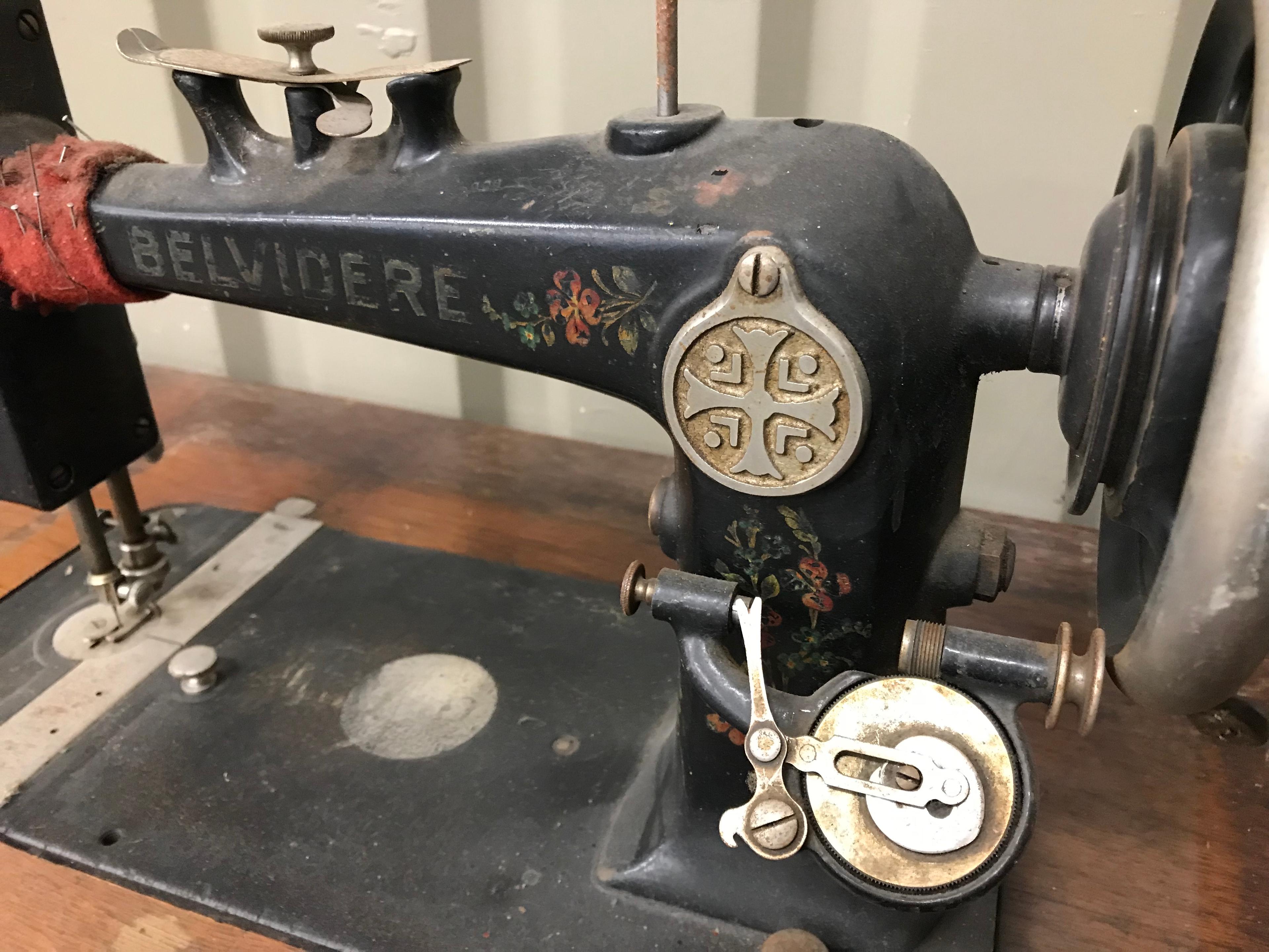 ANTIQUE BELVIDERE TREADLE SEWING MACHINE