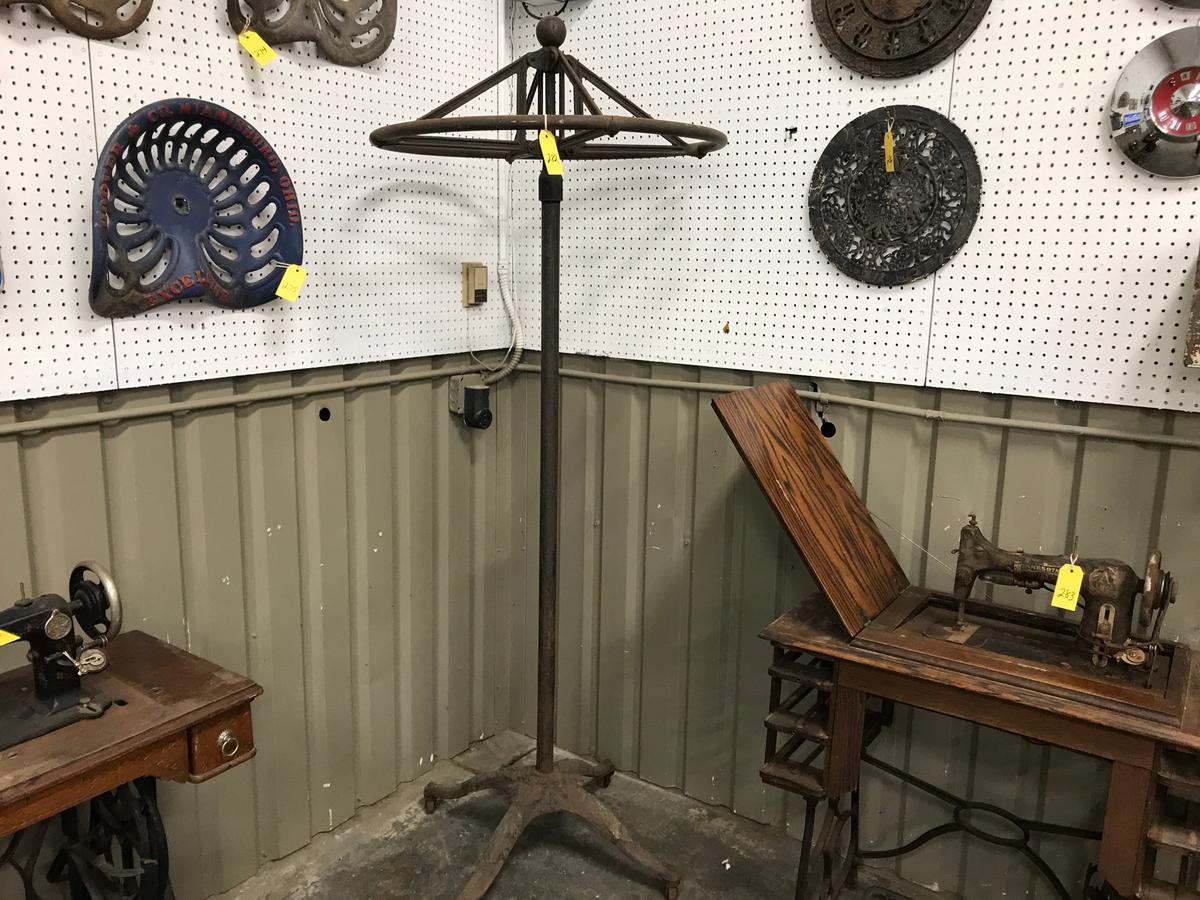 ANTIQUE NATIONAL CAST IRON COAT / CLOTHING RACK