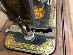 ANTIQUE NEW HOME TREADLE SEWING MACHINE