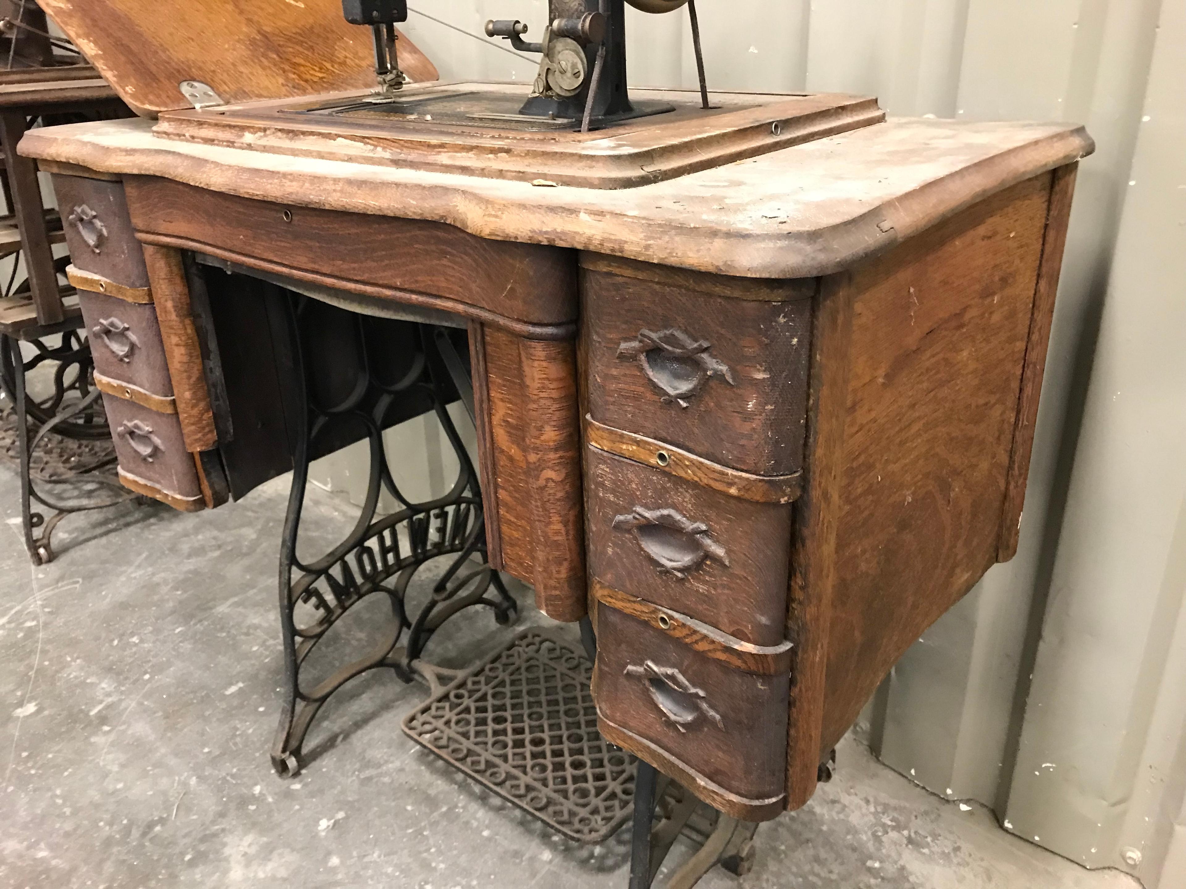 ANTIQUE NEW HOME TREADLE SEWING MACHINE