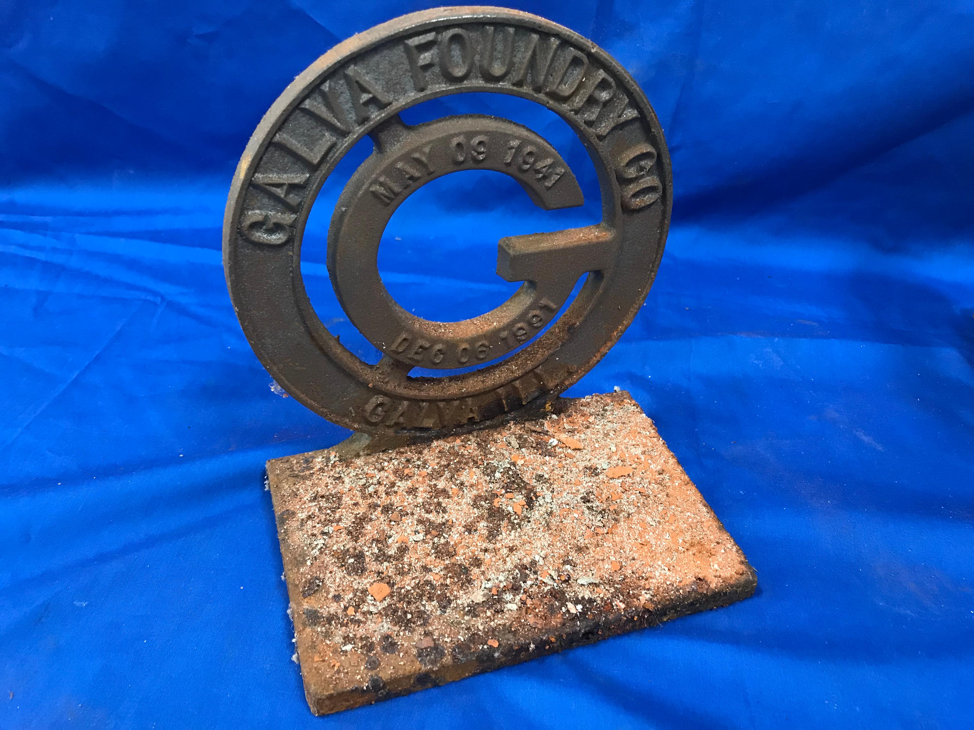 GALVA FOUNDRY CO. MAY 9 1941 BOOK ENDS - GALVA ILL.