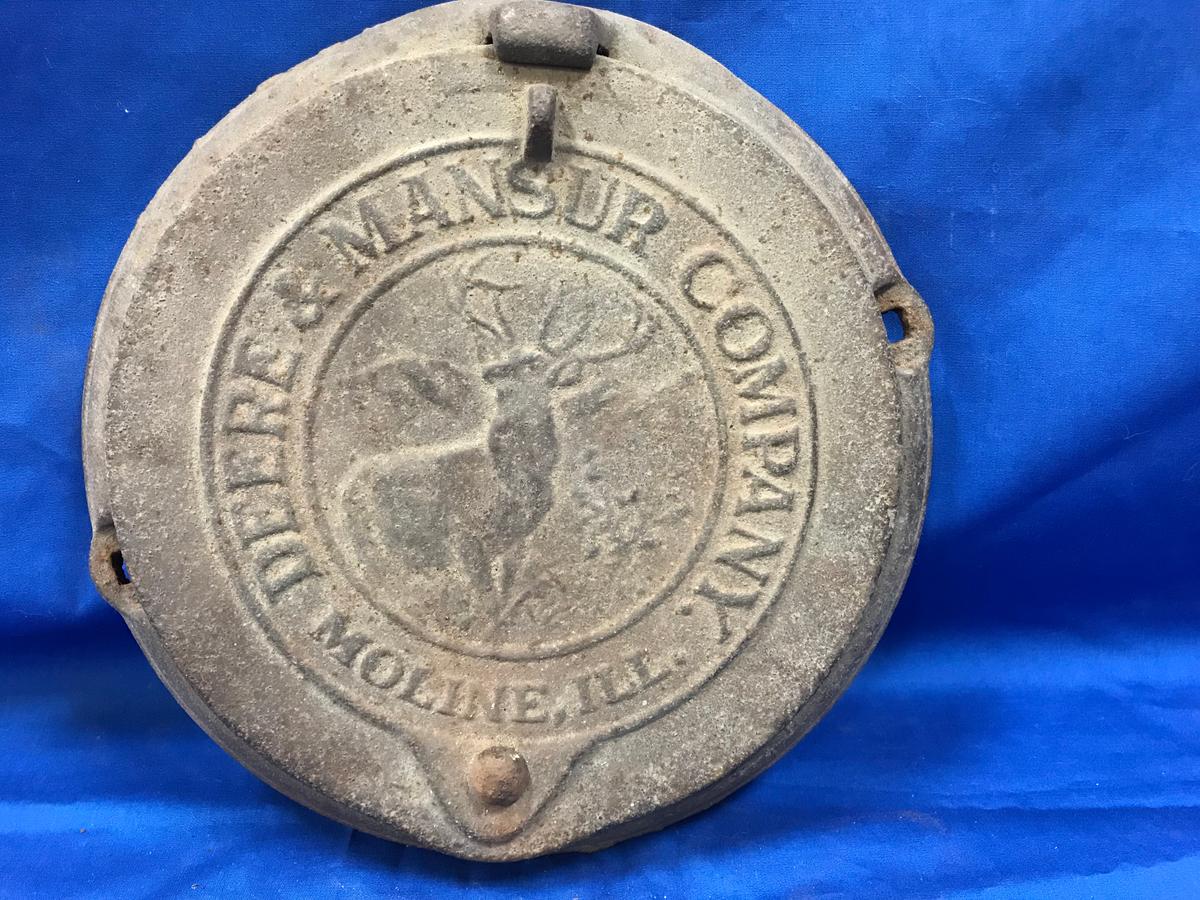 JOHN DEERE MOLINE ILL. CAST IRON SEED BOX LID