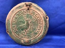 DEERE MANSURE CO. MOLINE ILL. CAST IRON SEED BOX LID