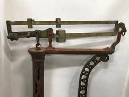 ANTIQUE FAIRBANKS COUNTERTOP SCALE