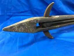 UNMARKED ANTIQUE HAY SPEAR / HARPOON