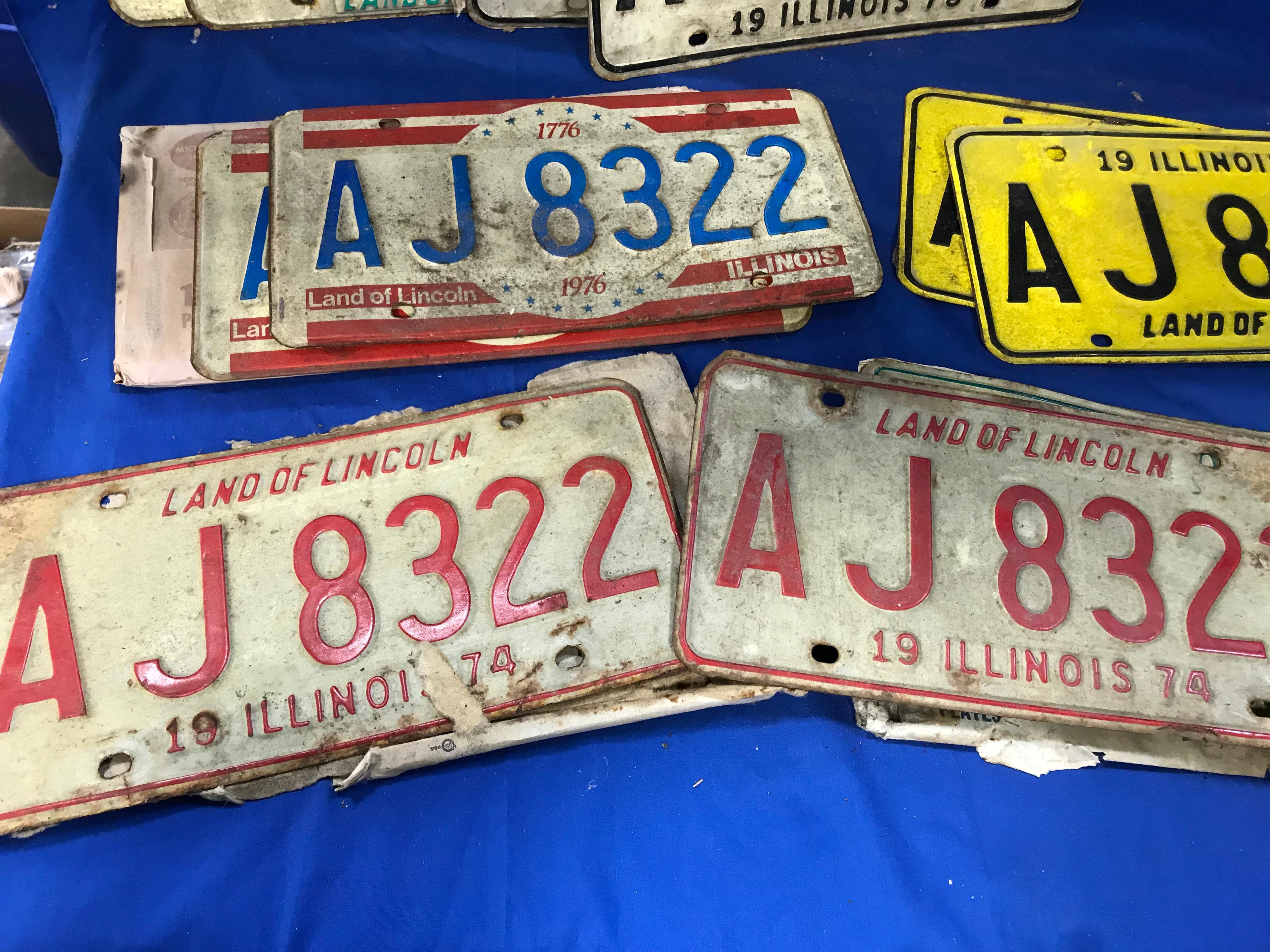 STACK OF 1970'S ILLINOIS LICENSE PLATES - (9) FULL SETS