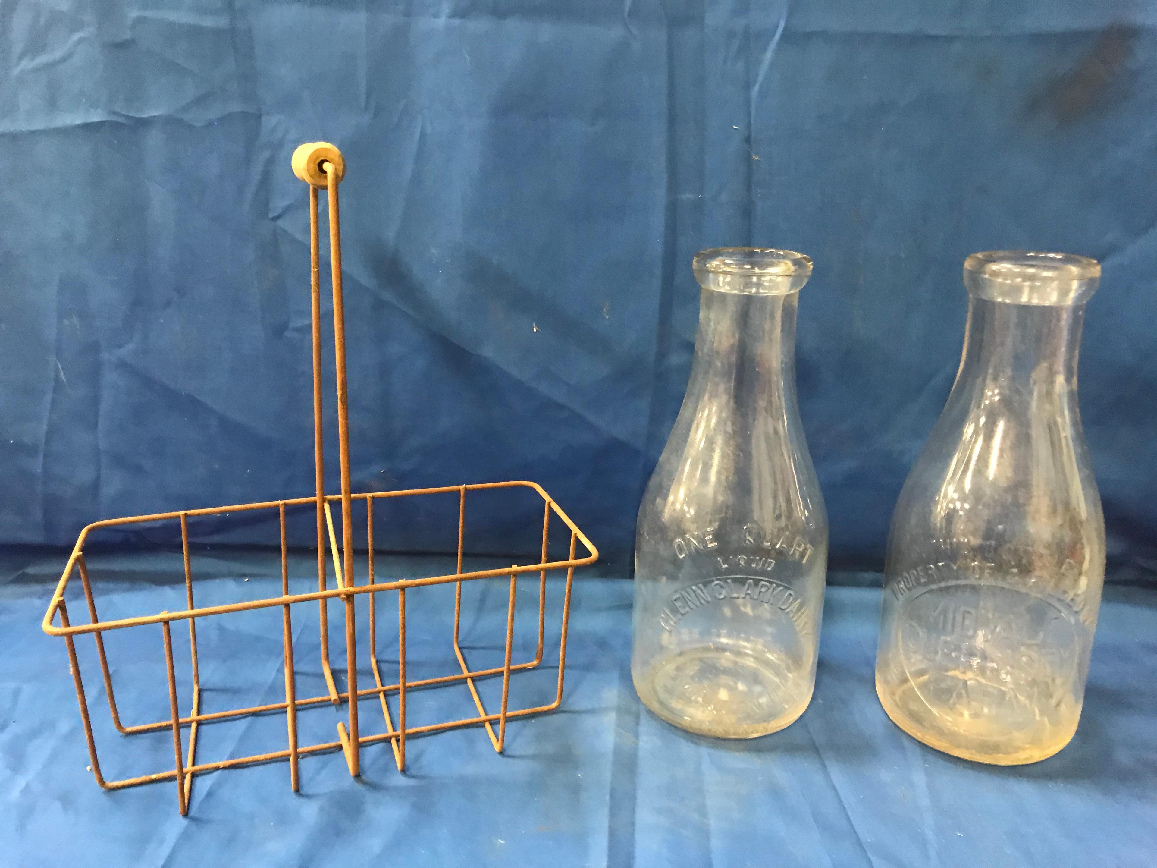 2 QT WIRE MILK BOTTLE CARRIER W/ BOTTLES