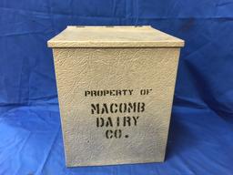 MACOMB DAIRY CO MILK COOLER / BOX