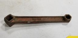 ALLIS CHALMERS MACHINE WRENCH