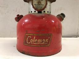 RED COLEMAN SINGLE MANTLE LANTERN  MODEL 200A