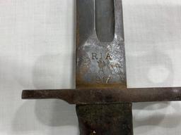 US M 1905 BAYONET WITH WWII SCABBARD