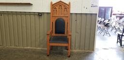 VINTAGE MASONIC THRONE CHAIR