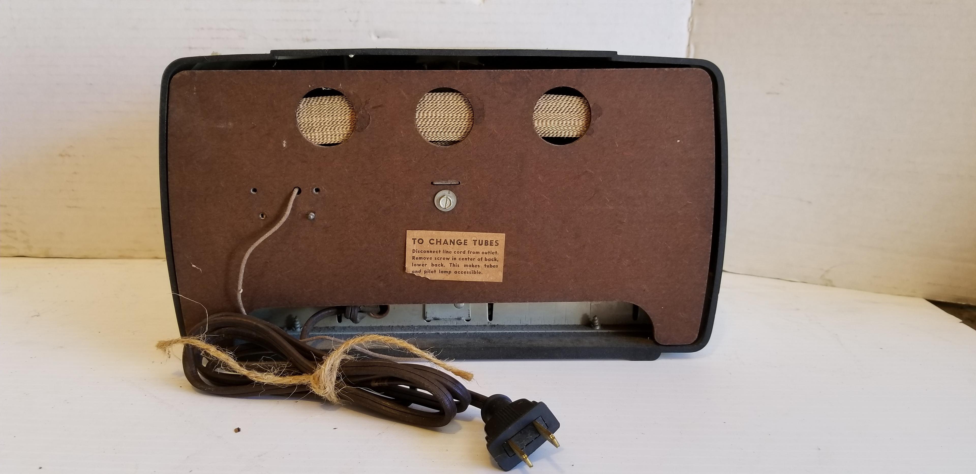 ARVIN MODEL 45I-TL TUBE RADIO