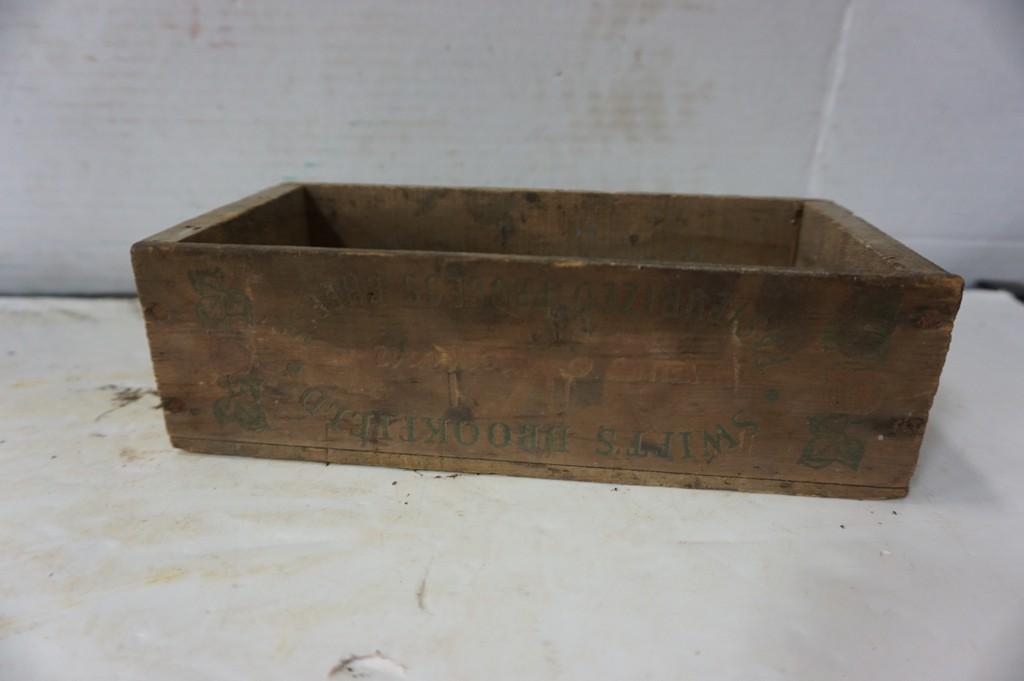 VINTAGE WOODEN CHEESE & YEAST BOXES