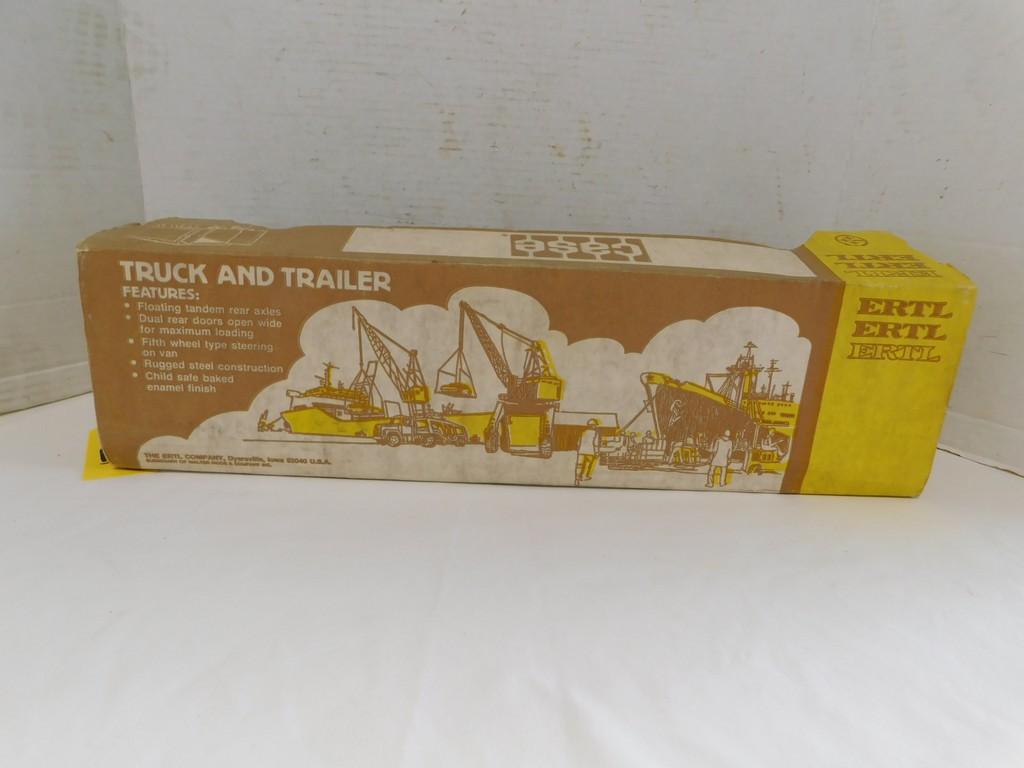 ERTL J I CASE TRUCK AND TRAILER