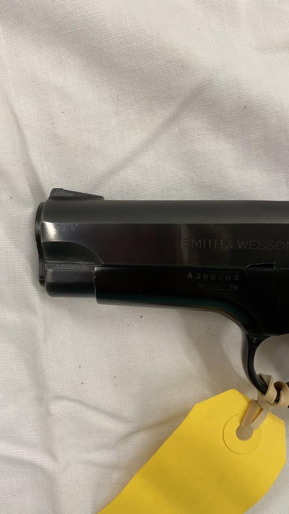 SMITH & WESSON MODEL 59 9MM PISTOL W/ (3) MAGS & SOFT CASE