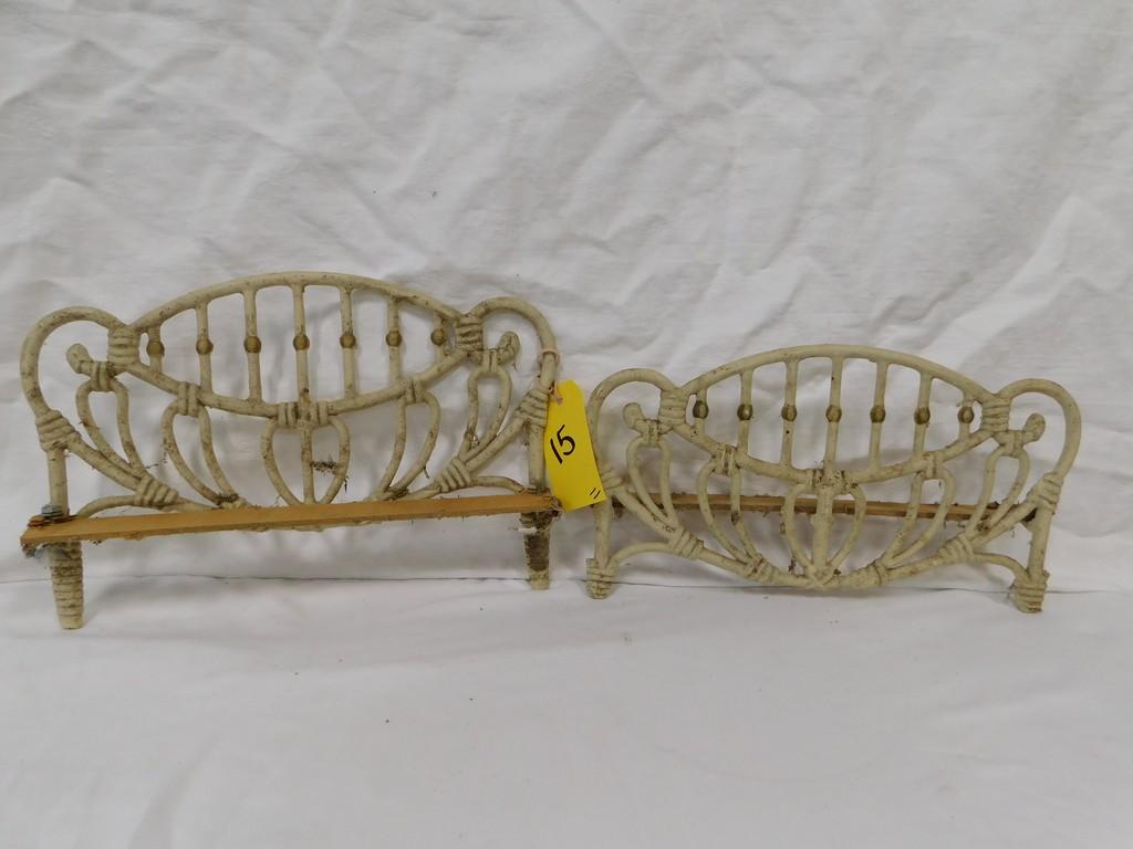 MINIATURE CAST IRON DOLL BED