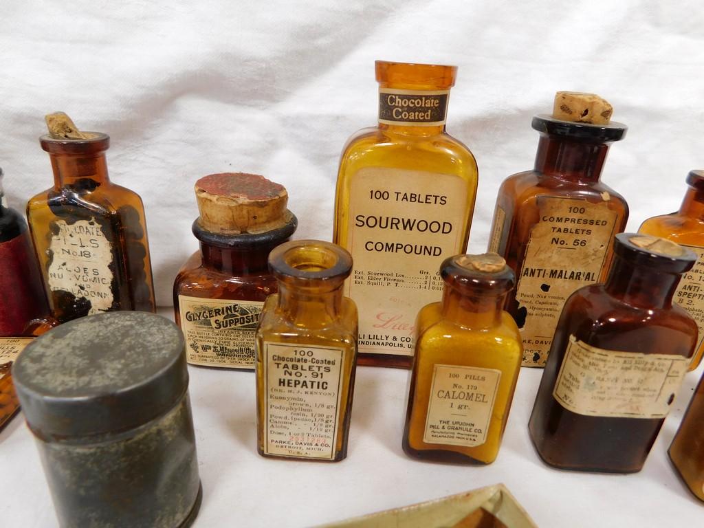 FLAT OF BROWN MEDICINE BOTTLES