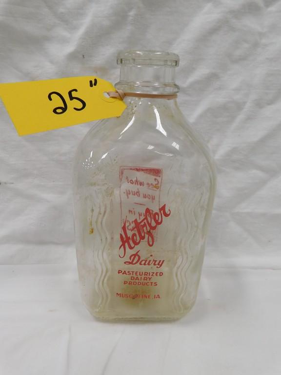 1/2 GAL. HETZLER DAIRY BOTTLE