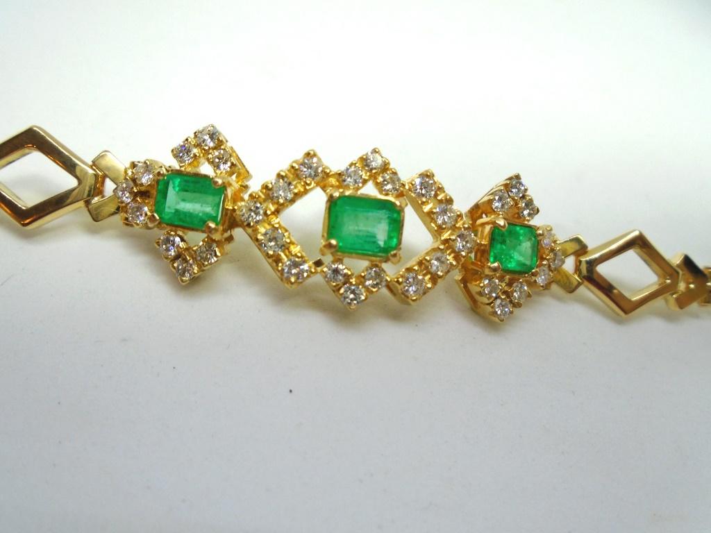 3.25CT EMERALD VS DIAMOND BRACELET 18K GOLD