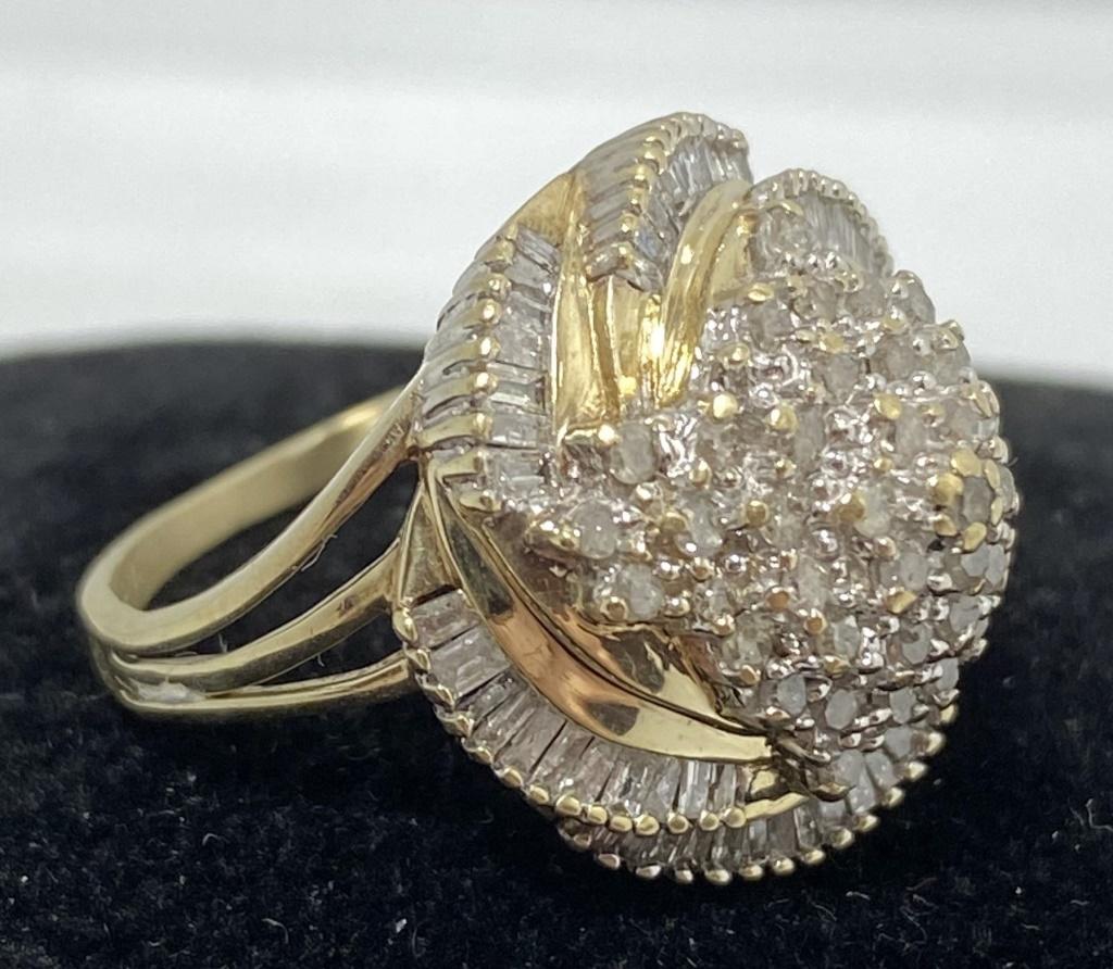 1.00 CTTW DIAMOND 10K GOLD DIAMOND CLUSTER RING