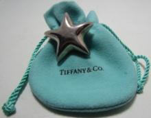 TIFFANY & CO STAR PIN STERLING SILVER BROOCH POUCH