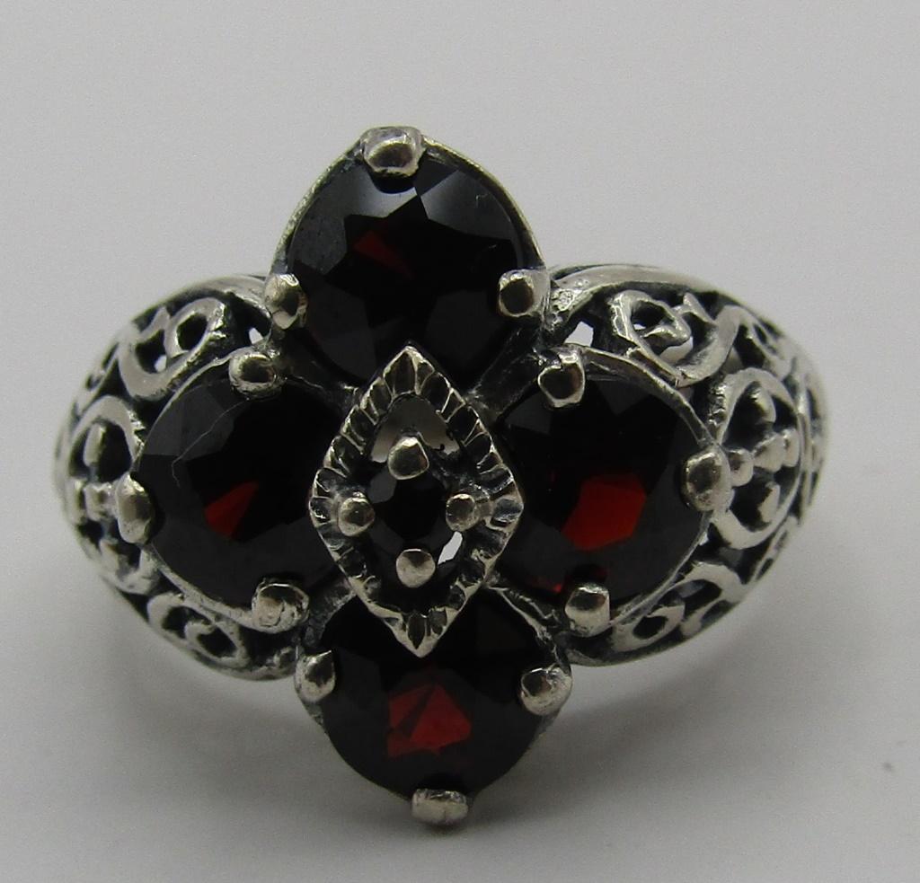 GARNET FILIGREE RING STERLING SILVER SIZE 6