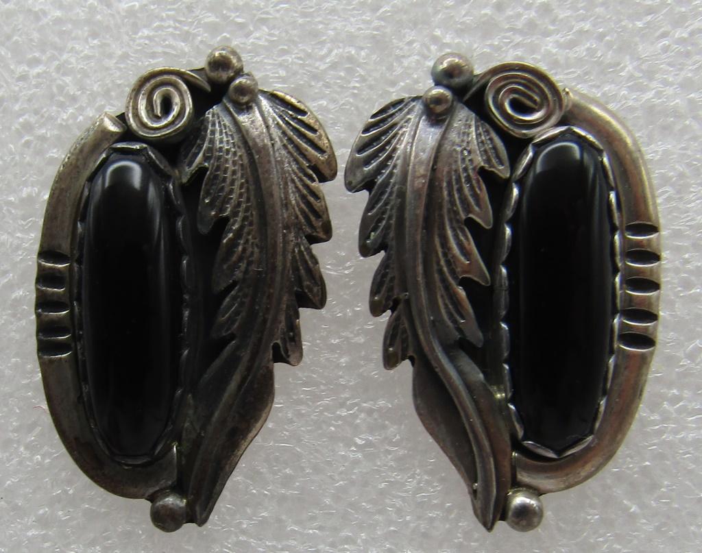 JET EARRINGS STERLING SILVER NAVAJO OLD PAWN