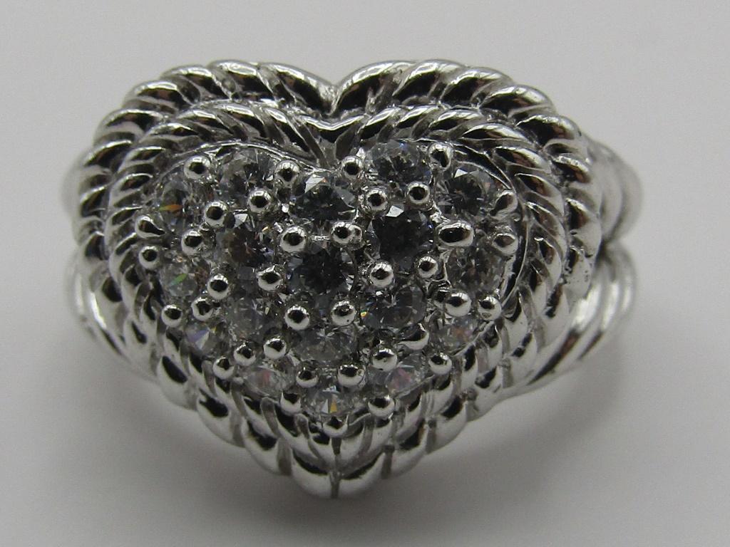 JUDITH RIPKA RING STERLING SILVER SIZE 6