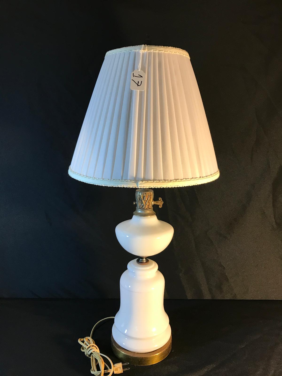 Vintage Milk Glass Table Lamp W/Shade