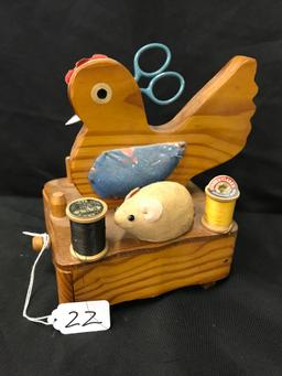 Vintage Wooden Figural Hen Sewing Caddy  7"T.