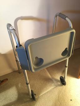 Invalid Walker W/Flip Up Tray