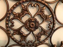 3' Diameter, Lightweight Metal, Decorative Wall Hanging