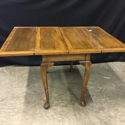 Antique Oak Folding Game Table W/Queen Anne Feet