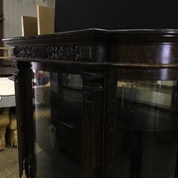 Excellent Oak Curved Glass China Cabinet W/Claw Feet & Original Finish
