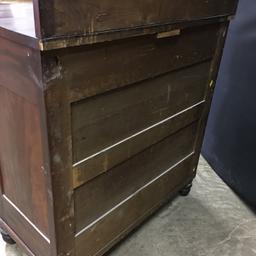 Early 4-Drawer Chest