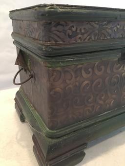 Contemporary Lidded Decorator Box W/Games Inside