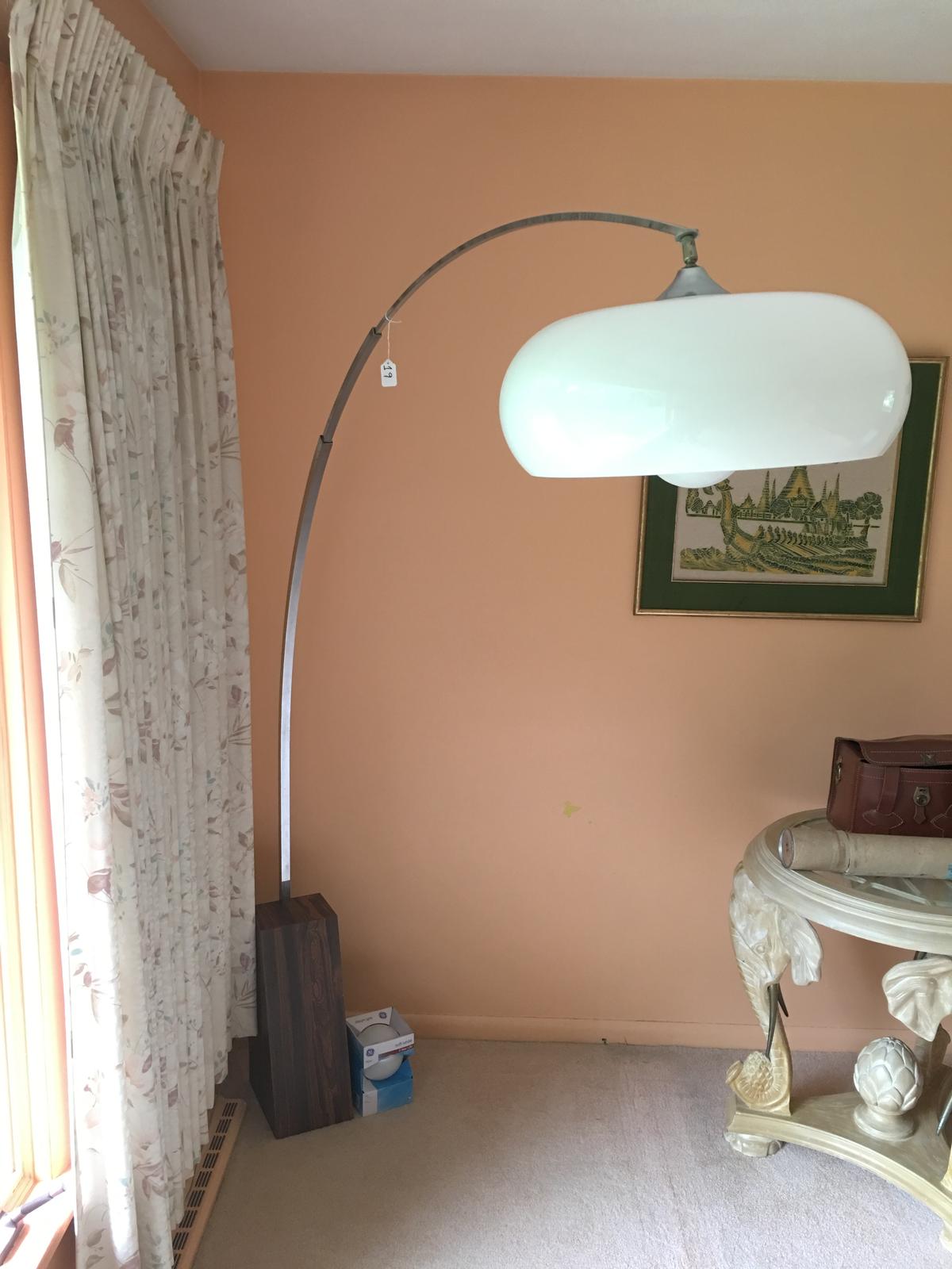 Retro Chrome Floor Lamp W/Retractable Arm